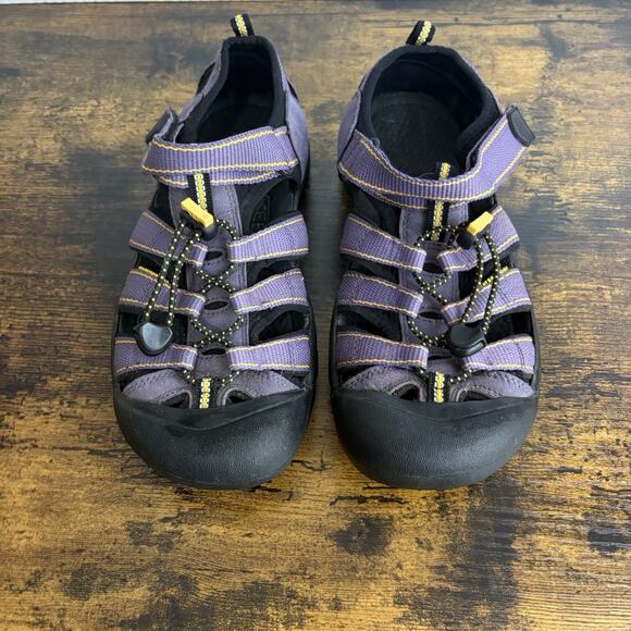 Keen Newport H2 Sandals Girls Sz 6 Purple‎ Hook Loop Bungee Waterproof - Picture 1 of 10